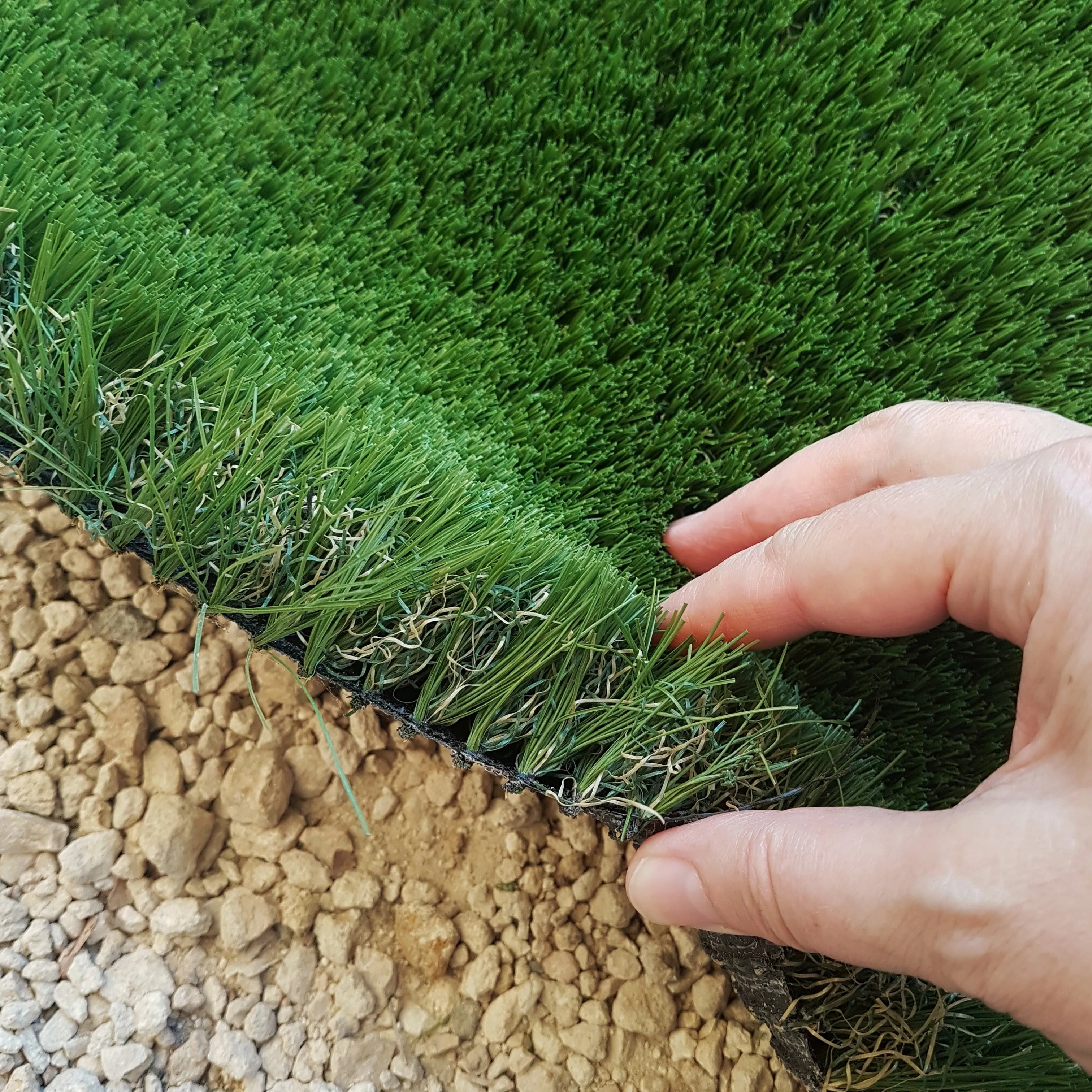Synthetic turf 1 x 3.75m2